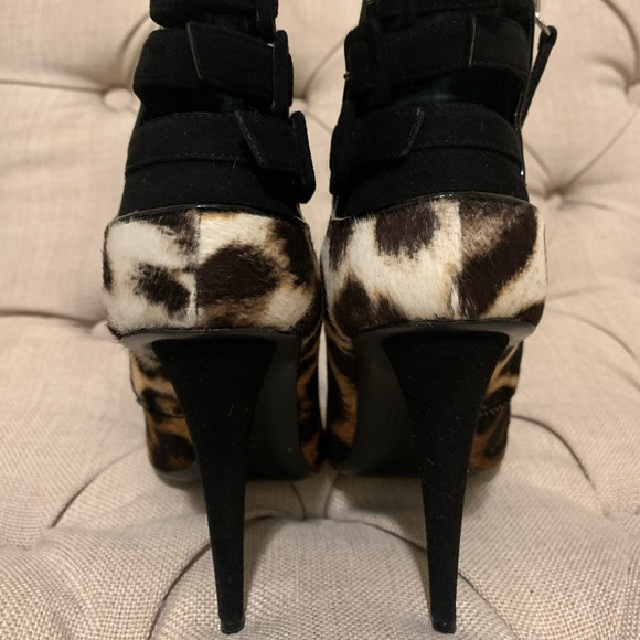 Giuseppe Zanotti leopard booties - Picture 2 of 5